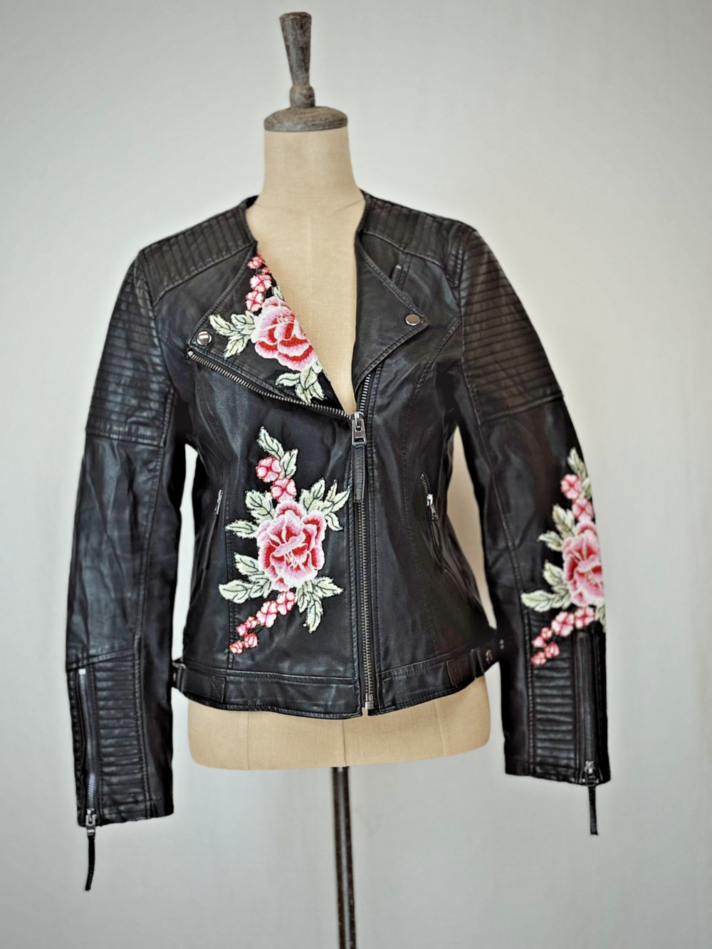 Top Shop Black Faux Leather Embroidered Moto Jacket Womens 10 / Medium #1-0166